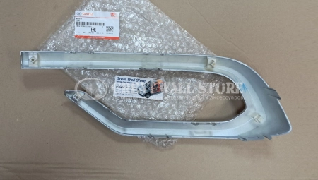 Накладка декоративная заднего бампера левая "серебро" Haval M6 (ОРИГИНАЛ)