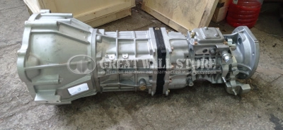 カルバンクライン×カーミット“UNDER WHERE?” カルバンクライン