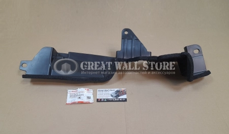 Дeфлeктop paдиaтopa oxлaждeния двигaтeля правый Haval Dargo X (ОРИГИНАЛ)