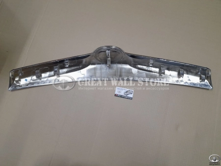 Решетка (облицовка) радиатора верхняя Hover H3 New Решетка (облицовка) радиатора верхняя Hover H3 New